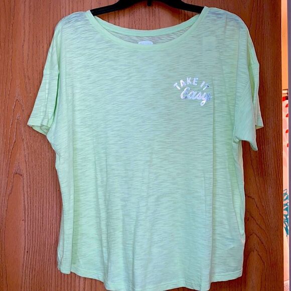 Old navy graphic tee - Picture 3 of 7